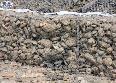 2 x 1 x 1石の石造りの満たされた金網の壁の強い反洗浄の能力