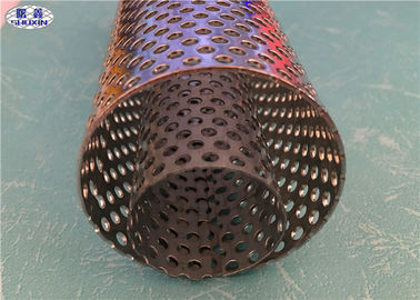 浄水器濾材のための螺線形のPrerforatedのステンレス鋼の金網の管