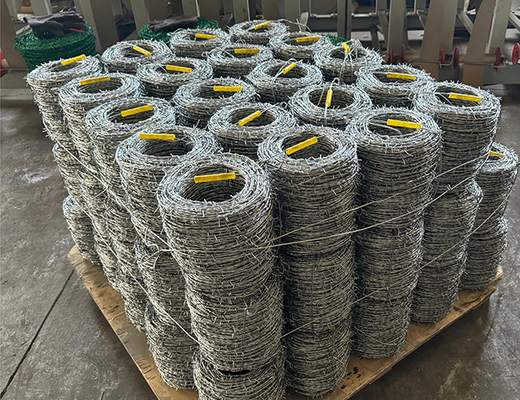 強化されたセキュリティのために,二重鎖逆回転 PVC 覆い鉄のセキュリティの刺線