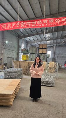 Professional SupplyCustomized Folding Defensive Barrier Galvanized Security Wall Flood Defensive Barrier Explosion RetainingWall