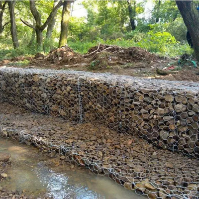 水害防止工事のための2X1X1M Gabionの金網箱80X100Mm Gabionの石のバスケット