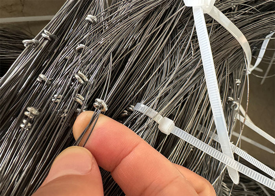 隠された目立たない電磁鉄線 タンクバリア線網