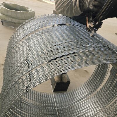 高セキュリティフェンディングのための熱浸し加熱クロスレーザー刺線BTO-22