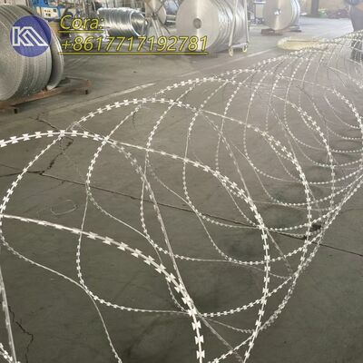 国境警備フェンス 亜鉛メッキ BTO 22 カミソリ有刺鉄線