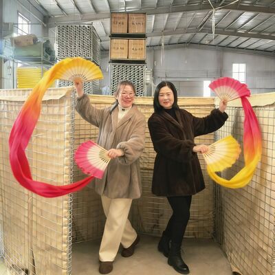 3インチ×3インチ網の穴の大きさで,優れた洪水と軍事防衛を提供