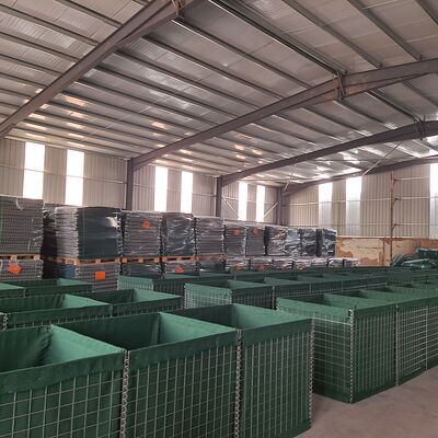 アメリカのクラブ向け安価なセキュリティ防御バリア砂洪水壁アースカラー