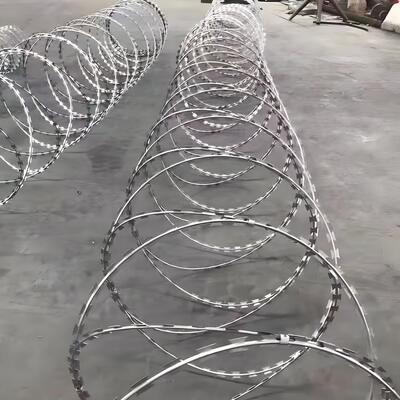 中国 ステンレス鋼 剃刀線 価格 コンサルティーナ 剃刀刃 刺引線 ガルバン化 剃刀 刺引線