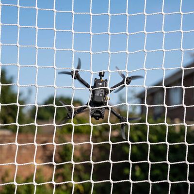 ドローン防止ネット – ホワイト無結節ポリエステルドローン防御ネット (50x50mm メッシュ、3mm コード)
